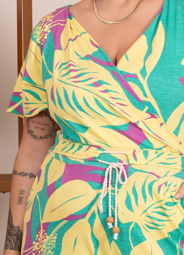 Quintess - Macacão Floral Vibrante em Malha de Viscose 6