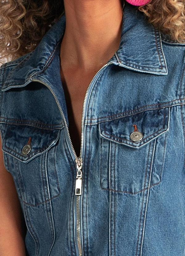 Animale Jeans - Macacao Jeans com Ziper Azul 4