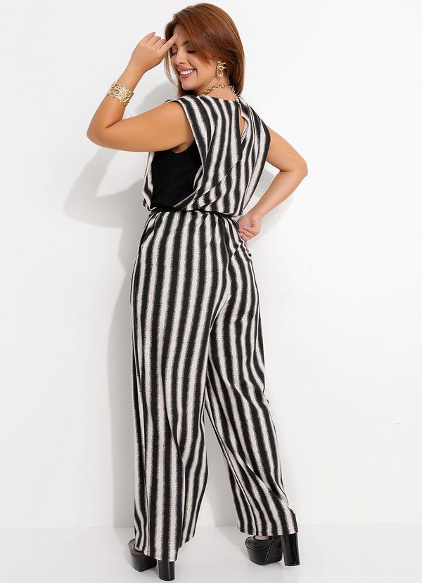 Quintess - Macacão Listrado Irregular em Malha de Viscose 8