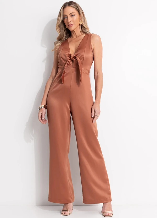 Quintess - Macacão Marrom em Cetim