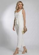 Macac�o Off White em Malha Estruturada