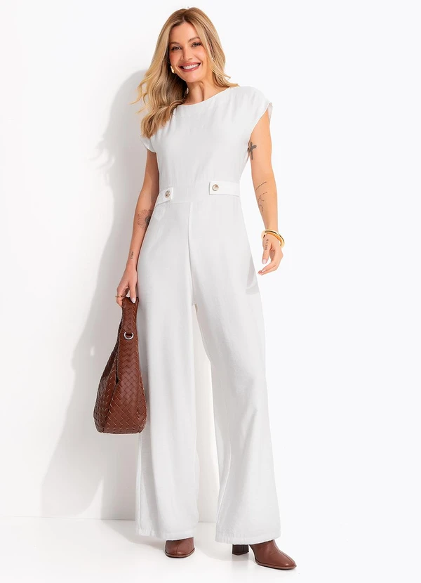 Quintess - Macacão Pantalona Off White em Alfaiataria com Ombreiras e Martingale