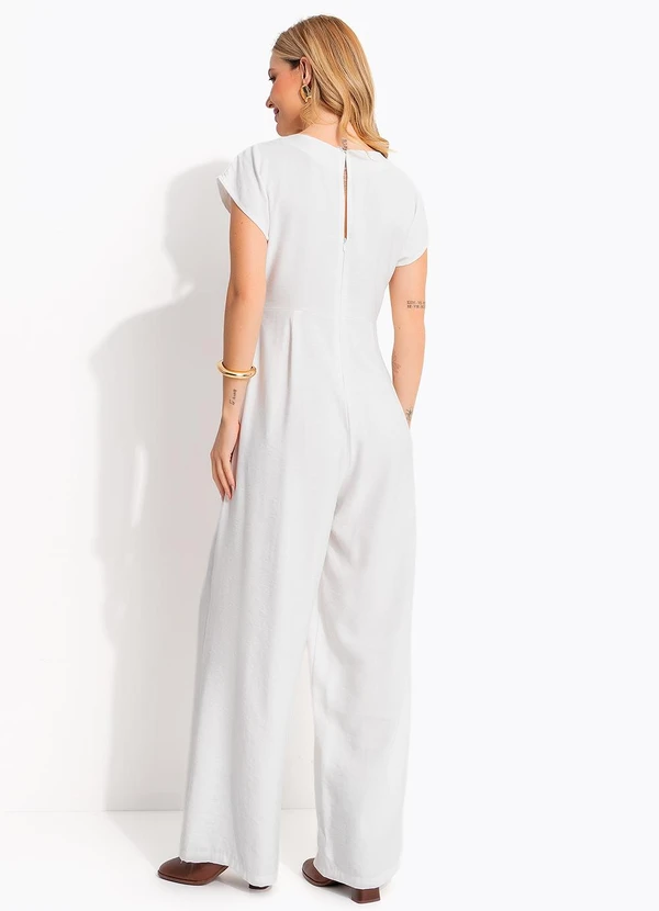 Quintess - Macacão Pantalona Off White em Alfaiataria com Ombreiras e Martingale 2