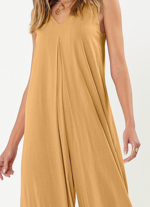 Cativa - Macacão Pantalona em Viscose Caramelo 3