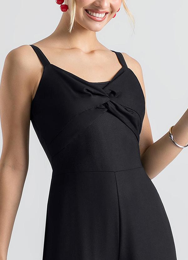 Cativa - Macacão Pantalona em Viscose Preto 3