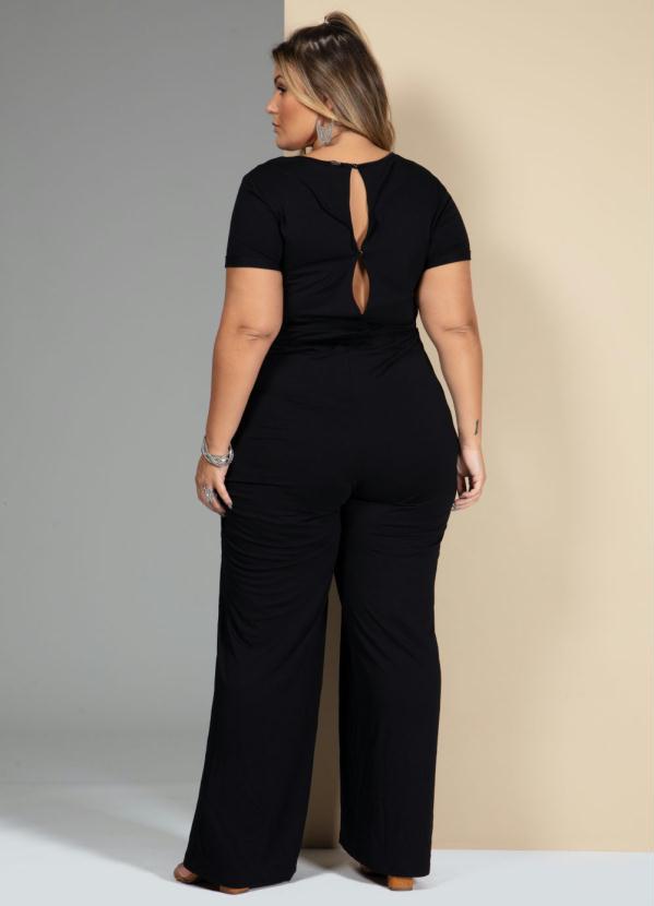 Quintess - Macacão Preto com Bolsos Funcionais 4