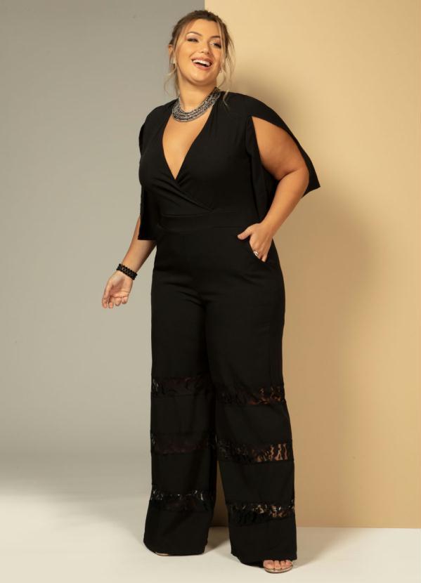 Quintess - Macacão Preto com Recortes em Renda 3