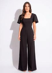 Macac�o Preto em Crepe Plano