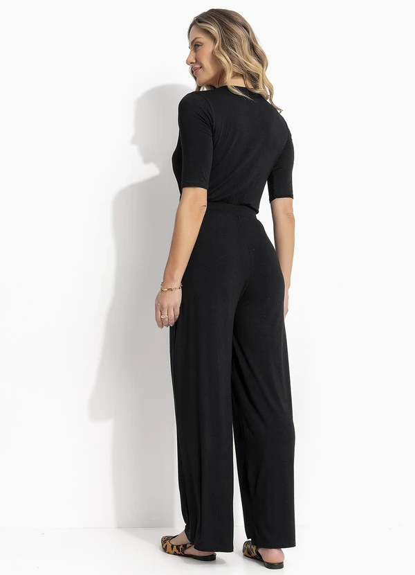 Quintess - Macacão Preto em Malha de Viscose 2