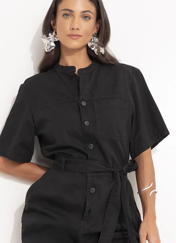 Quintess - Macacão Preto em Sarja 6