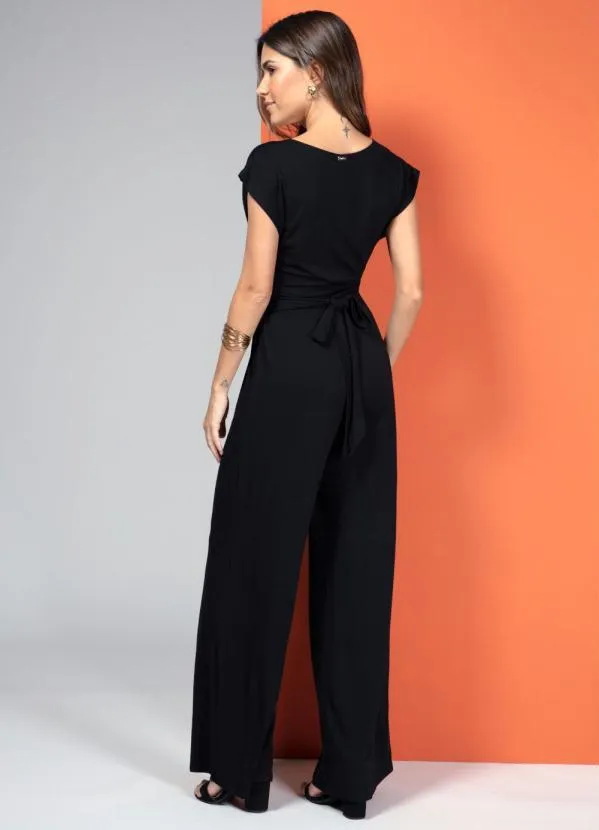 Quintess - Macacão Preto Longo com Bolsos e Faixa 2