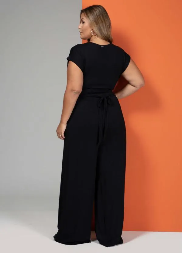 Quintess - Macacão Preto Longo com Bolsos e Faixa 5