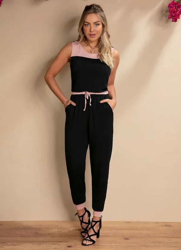 Quintess - Macacão Rosa e Preto Acinturado com Bolsos