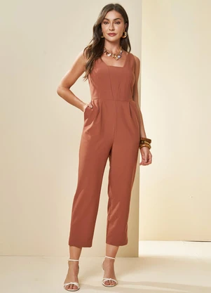 Doce Trama - Macacão Tropical em Alfaiataria Marrom - DOCE TRAMA