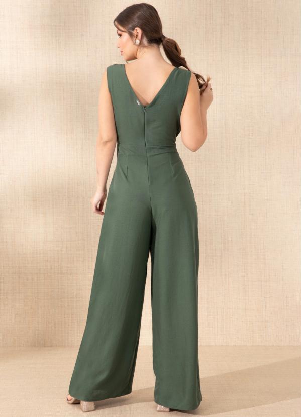 Quintess - Macacão Verde Militar com Fivela nas Alças 6