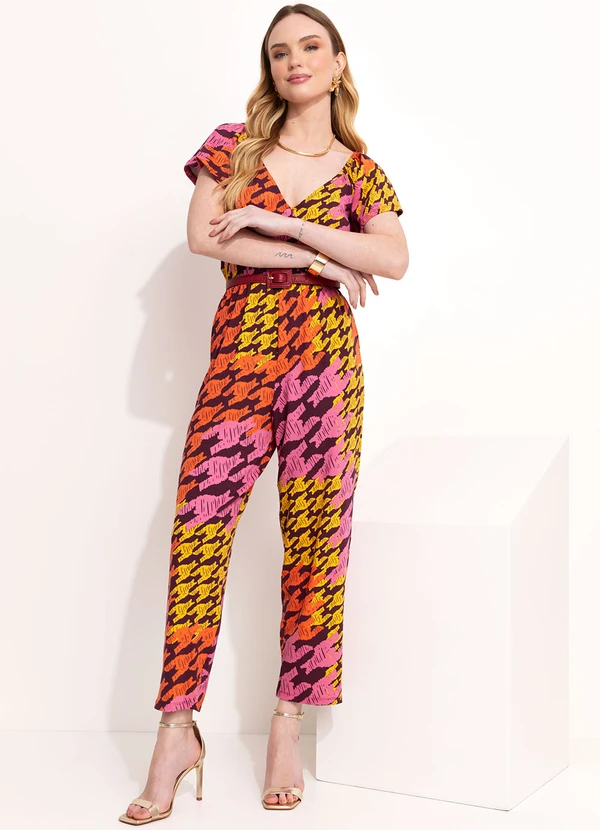 Quintess - Macacão Abstrato em Malha de Viscose