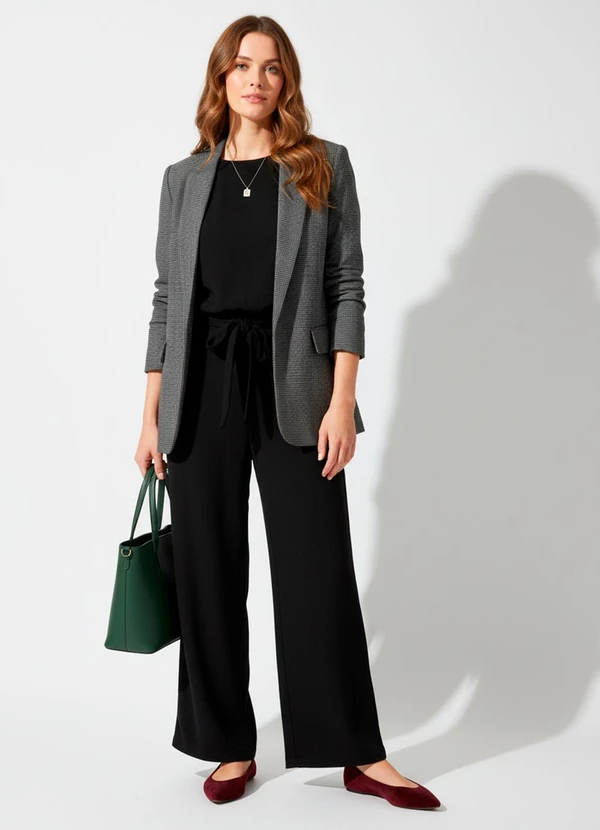 Quintess - Macacão Preto em Malha Crepe 2