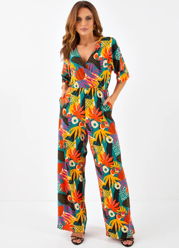 Quintess - Macacão Tropical Colorido em Malha de Viscose