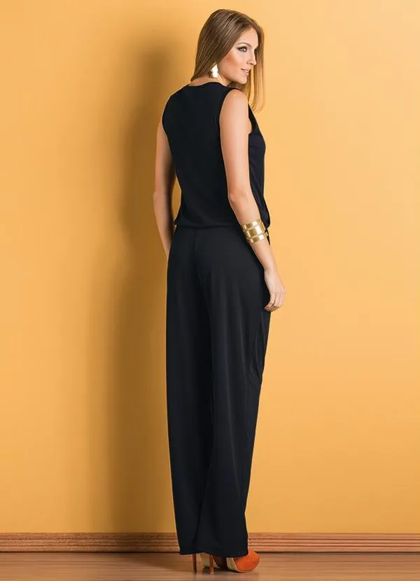 Moda Pop - Macacão Decote Transpassado Preto 2