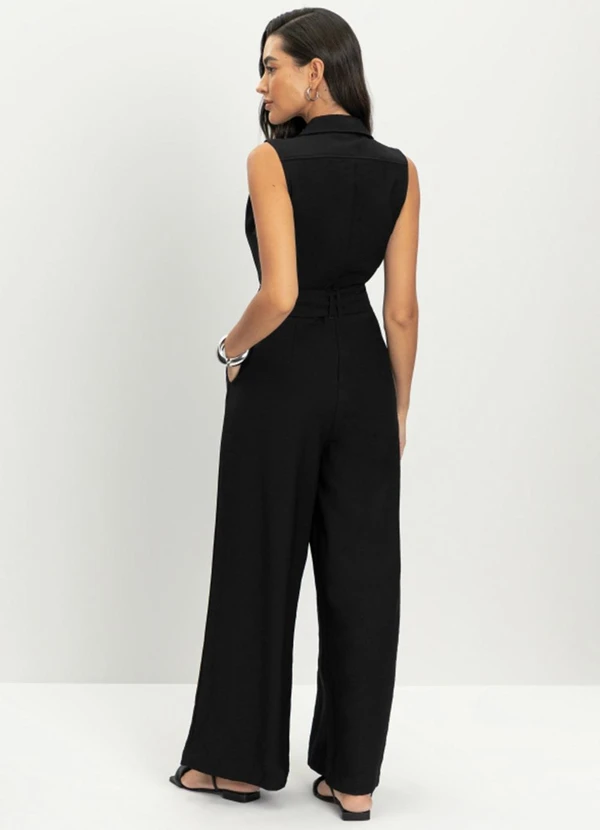 Essendi - Macacão Feminino em Alfaiataria Preto 2