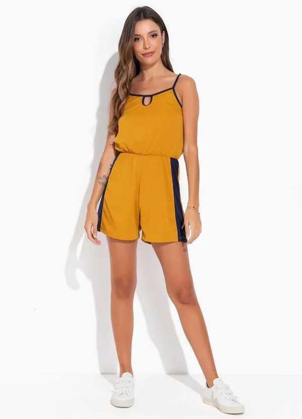 Moda Pop - Macaquinho Caramelo com Alças e Recortes 4