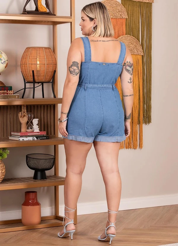 Quintess - Macaquinho Jeans Médio em Jeans Leve 12