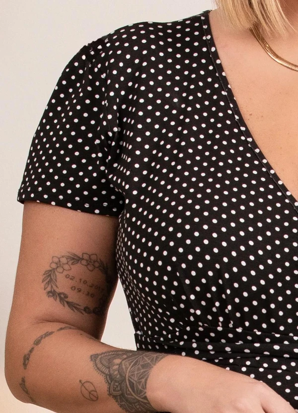 Quintess - Macaquinho Poá Fundo Preto em Malha de Viscose 13