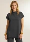 Lunender - Blusa Alongada com Gola Alta Preto - variação: Cinza