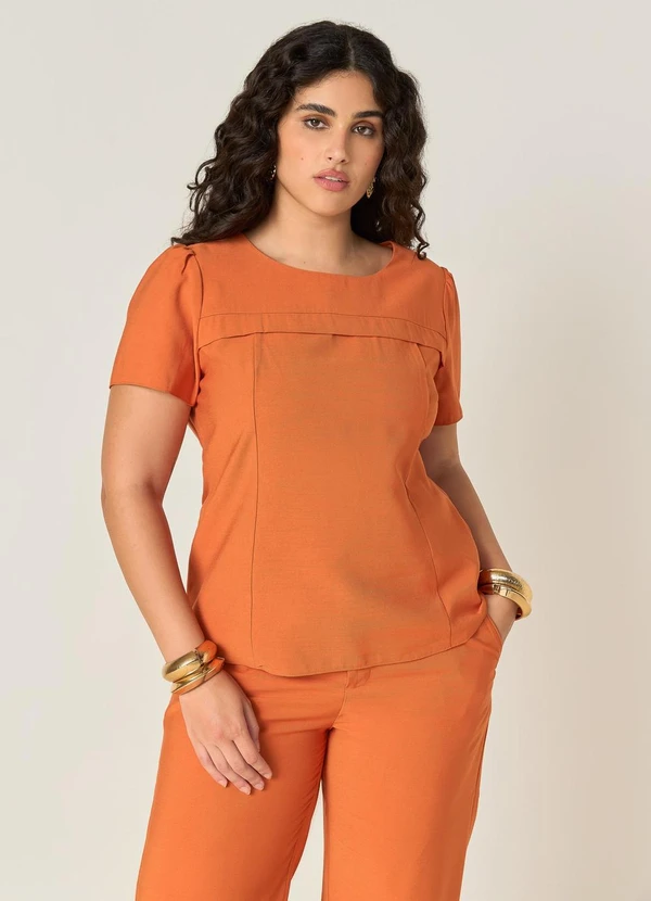 Elegance - Blusa com Recorte Sobreposto no Busto Laranja