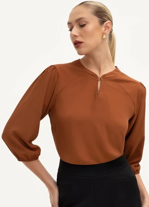 Principessa - Blusa Manga 7/8 em Crepe Marrom Ferrugem Vanessa - PRINCIPESSA