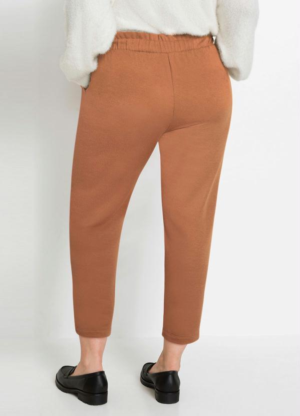 Outlet - Calça Clochard com Amarração Caramelo 5