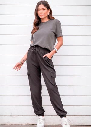 Hiatto Confecção - Calça Feminina Jogger Cargo Preto - HIATTO CONFECÇÃO