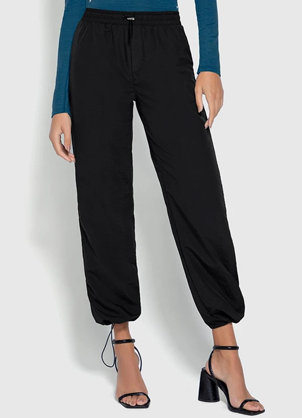 Enfim - Calça Feminina Parachute em Microfibra Preto