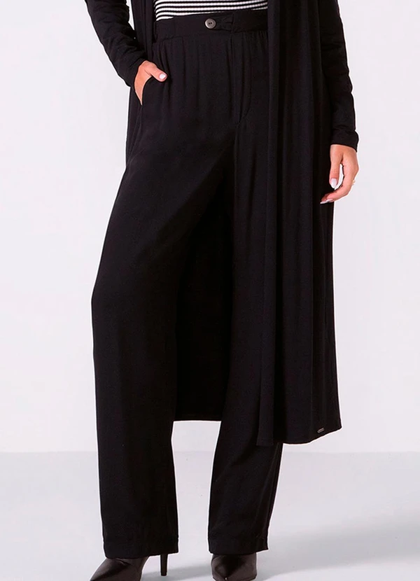 Marialícia - Calça Feminina Reta com Botão Preto