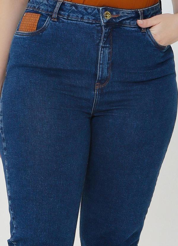 Gatabakana - Calca Mom Bordada Mais Gata Azul 6