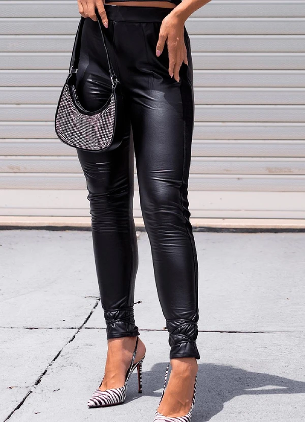 Hiatto Confecção - Calça Montaria com Recortes Laterais Preto 2