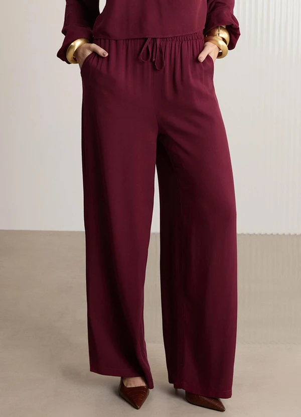 Lunender - Calça Wide Leg com Cós Elástico em Viscose Bordo