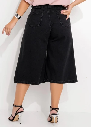 Quintess - Jorts Jeans Preto Estonado com Bolsos - QUINTESS