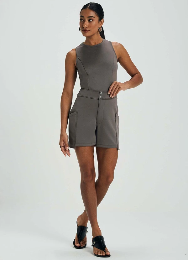 Marialícia - Short Feminino Bolsos Utilitários Cinza 2