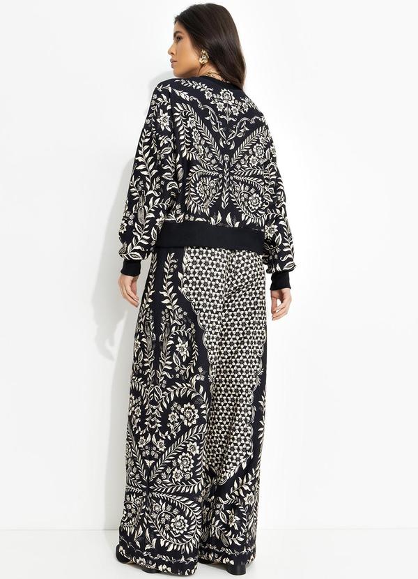 Farm - Casaco Moletom Borbolina Preto 4