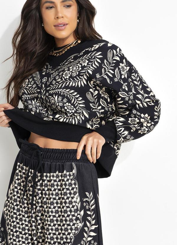 Farm - Casaco Moletom Borbolina Preto 6