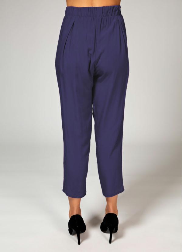 Quintess - Calça Azul com Ilhóses na Cintura 4