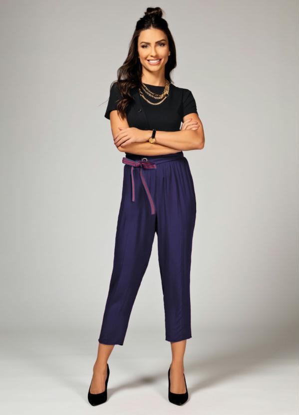 Quintess - Calça Azul com Ilhóses na Cintura 5