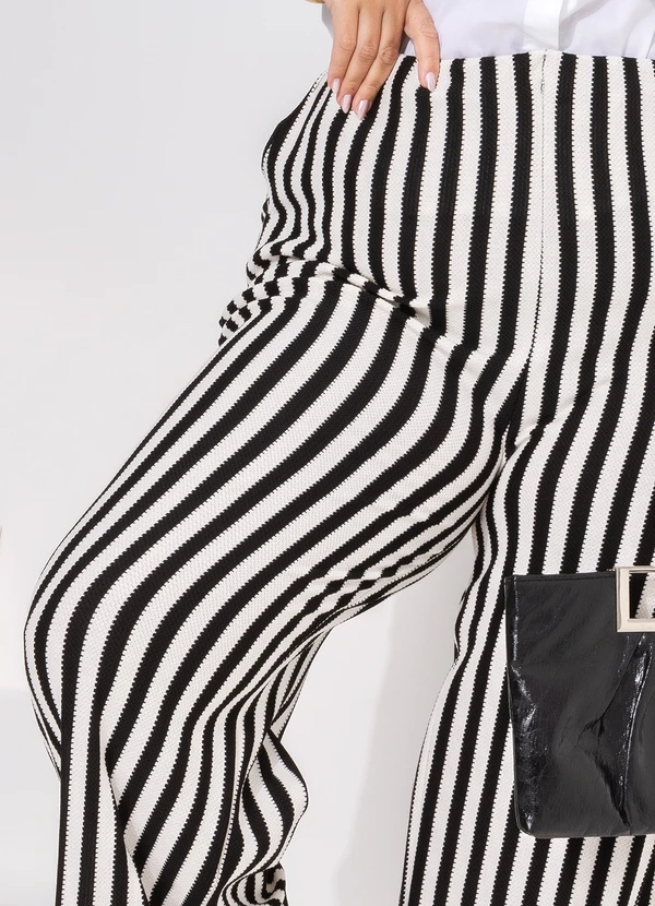 Quintess - Calça Listrado Preto e Branco em Malha Texturiza 16