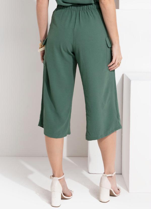 Outlet - Calça Verde com Bolso Cargo 9