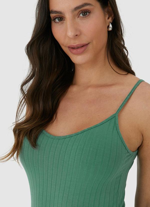 Malwee - Blusa Canelada Decote V Verde 6