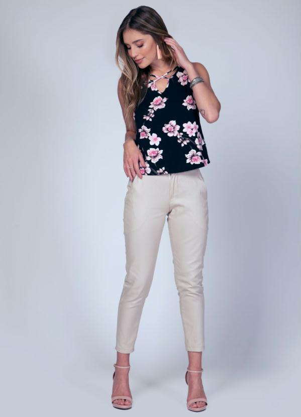 Quintess - Blusa com Gota no Decote Floral Rosa 3