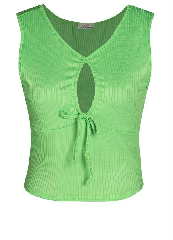 Queima Estoque - Blusa com Recorte Vazado Verde 4