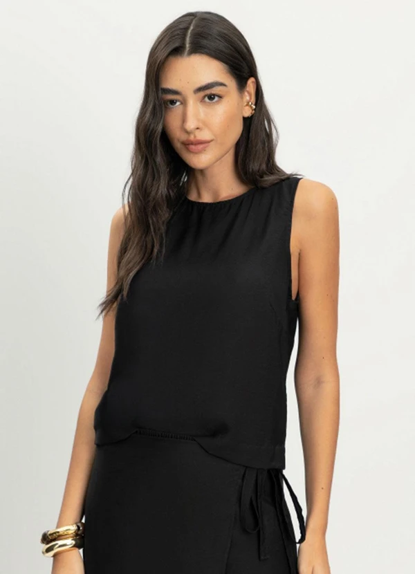 Essendi - Blusa Feminina Alfaiataria Sarjada Preto