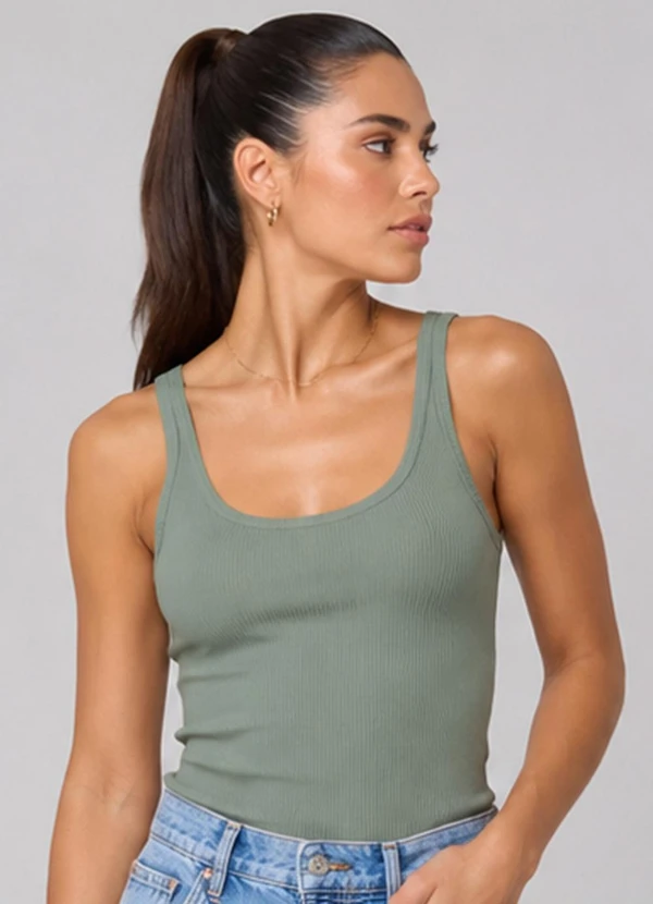 Infinita Cor - Blusa Feminina de Alça em Ribana Verde